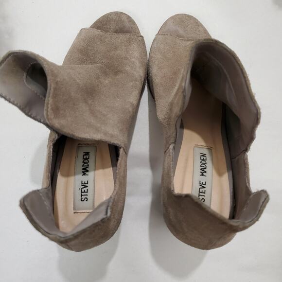 Steve Madden | Nello Taupe Suede Leather Peep Toe Heeled Booties - Picture 5 of 11